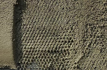 GI Expentan Mesh 10mm x 40mtr – Galvanized Steel Expanded Metal Mesh for Plastering, Fencing & Construction Use