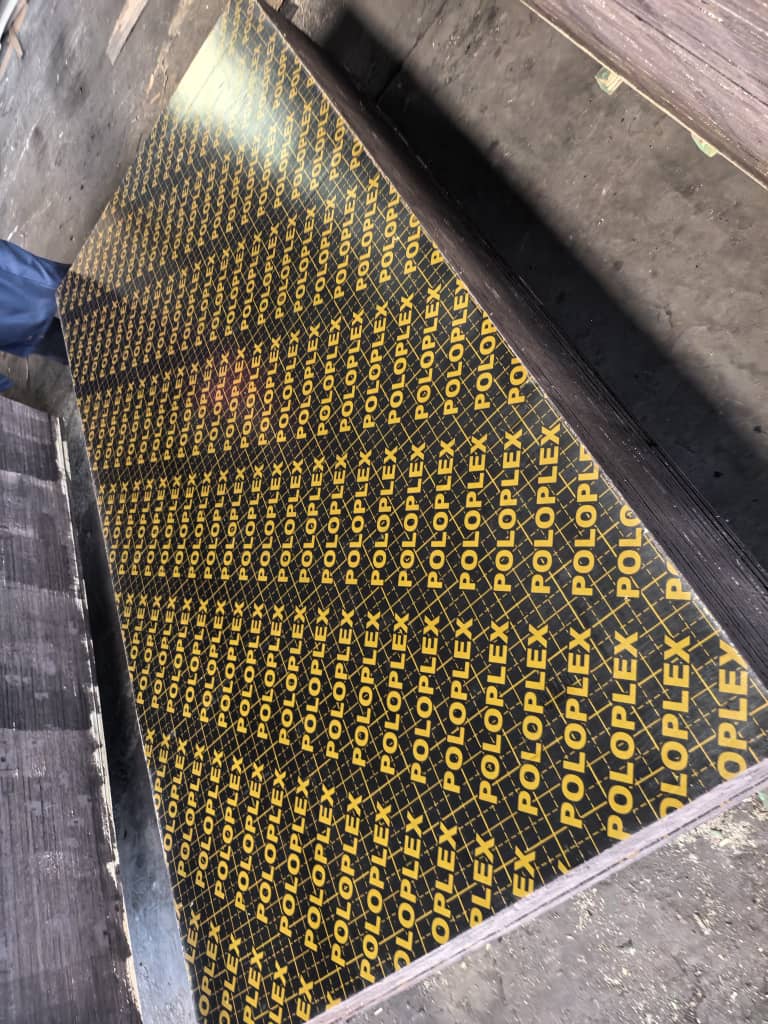 Marine Plywood 18MM – Durable Waterproof Plywood Sheet (1200MM x 2400MM) for Construction, Carpentry & Marine Applications